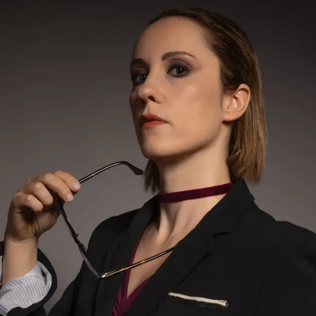 Chiara Alivernini — Attore, Cantante, Conduttore