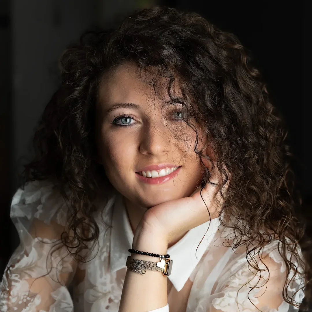 Lucrezia Bimbi — Attore, Cantante, Conduttore