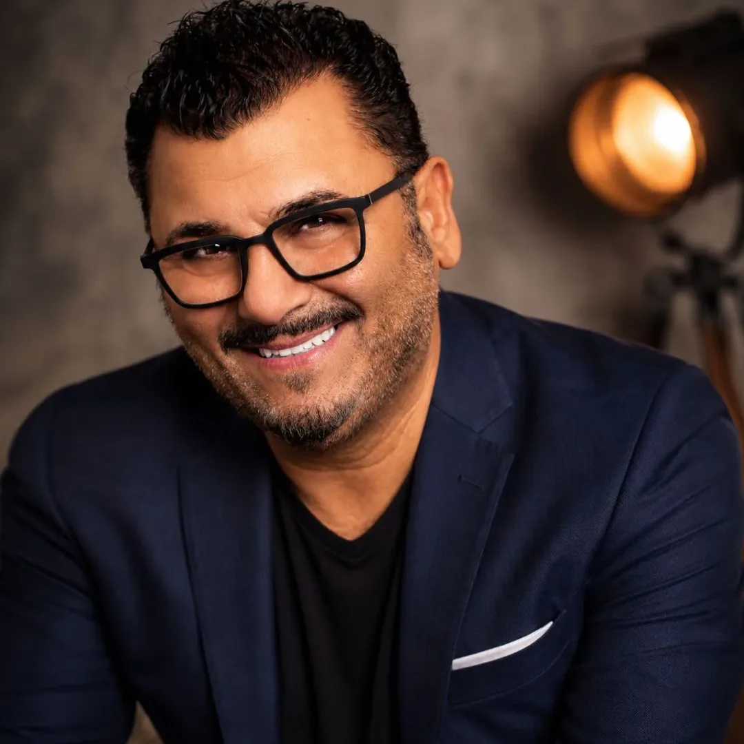 Sergio Friscia — Attore, Autore, Comico, Conduttore, Regista